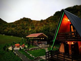 იმედის ქოხი/Hut of hope