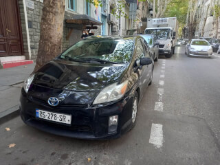 მანქანის ქირაობა  