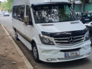 მიკროავტობუსით მომსახურება