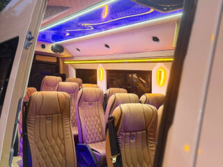 მიკროავტობუსით მომსახურება სურათი 3