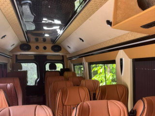 მიკროავტობუსით მომსახურება სურათი 4