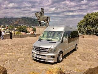 ქირავდება ბიზნესკლასი "მერსედესის" მიკროავტობუსი სურათი 23