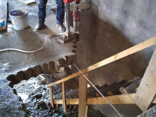 ბეტონის ბურღვა, კედლების ხვრეტა, რკინაბეტონის ჭრა ალმასით სურათი 12