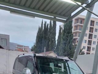მინივენი დაკვეთით