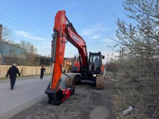 ქირავდება ექსკავატორი სურათი 2