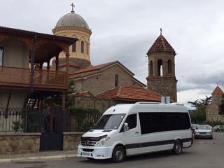 მიკროავტობუსით მომსახურება სურათი 3