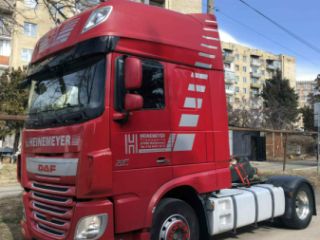 ტვირთის გადაზიდავა ტრაილერით სურათი 1