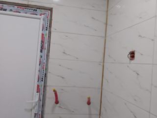 კაფელ მეტლახის ხელოსანი სურათი 2