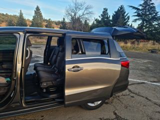 ქირავდება მინივენი სურათი 2