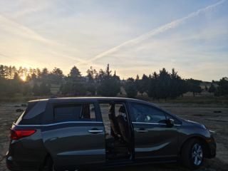 ქირავდება მინივენი სურათი 4