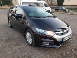 მანქანის ქირაობა (მანქანის გაქირავება)