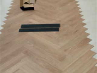 პარკეტისა და ლამინატის დაგება სურათი 4