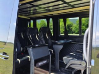 ქირავდება მიკროავტობუსები სურათი 17