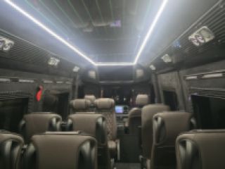 ქირავდება მიკროავტობუსები სურათი 7