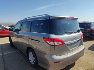ქირავდება Nissan Quest