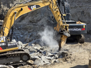 ექსკავატორის გაქირავება სურათი 8