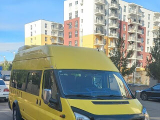 ქირავდება 17 ადგილიანი Ford Transit