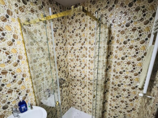 საშხაპე მინები/ შუშის მოაჯირები სურათი 10