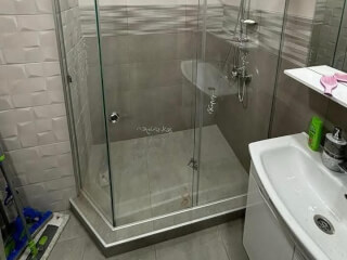 საშხაპე მინები/ შუშის მოაჯირები სურათი 3