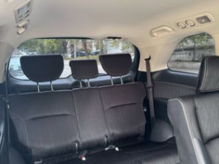 მინივენი მძღოლით სურათი 5