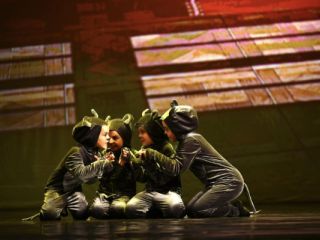 ვკერავთ დიდ შეკვეთებს სურათი 4