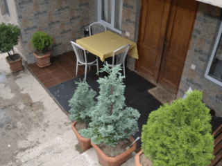 საოჯახო სასტუმრო ნინო სურათი 6