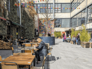 ფაბრიკა სურათი 2