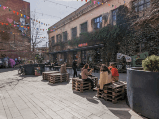 ფაბრიკა სურათი 3