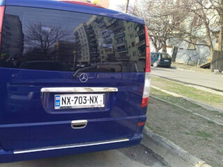 ტურები/მომსახურება საქართველოში 8 კაციანი Mercedes-Benz Viano-თი.