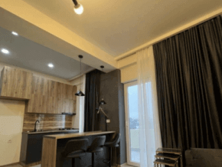 ქირავდება 3 ოთახიანი ბინა საბურთალოზე სურათი 2