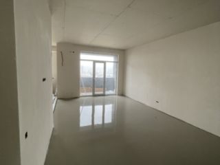 თვითსწორებადი იატაკის დაგება სურათი 11