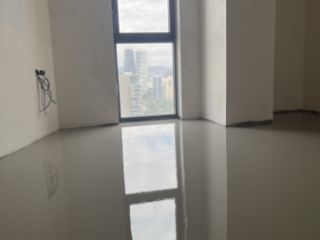 თვითსწორებადი იატაკის დაგება სურათი 13