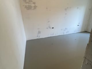 თვითსწორებადი იატაკის დაგება სურათი 19