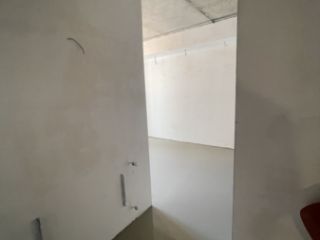 თვითსწორებადი იატაკის დაგება სურათი 21