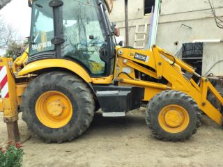 JCB ტრაქტორის მომსახურება სურათი 1