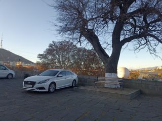 ტურისტული მომსახურება მანქანით სურათი 2