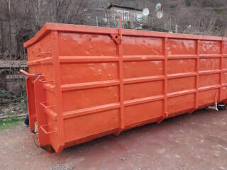 ნაგვის გატანა გადაყრა ბუნკერებით სურათი 2