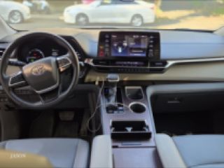 მინივენით მომსახურება TOYOTA SIENNA 2021 სურათი 4