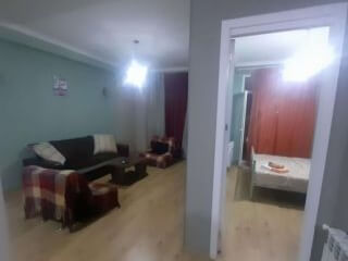 ქირავდება დღიურად 2 ოთახიანი ბინა გლდანში სურათი 1