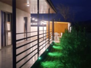 ქირავდება აუზიანი კოტეჯი სურათი 7