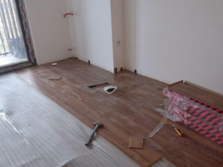 ლამინატის ხელოსანი სურათი 12