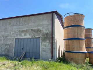 ქირავდება ახალაშენებული სასაწყ.ფართი ბაქანით, ოფისით, ინტერნ. და გაზით სურათი 5